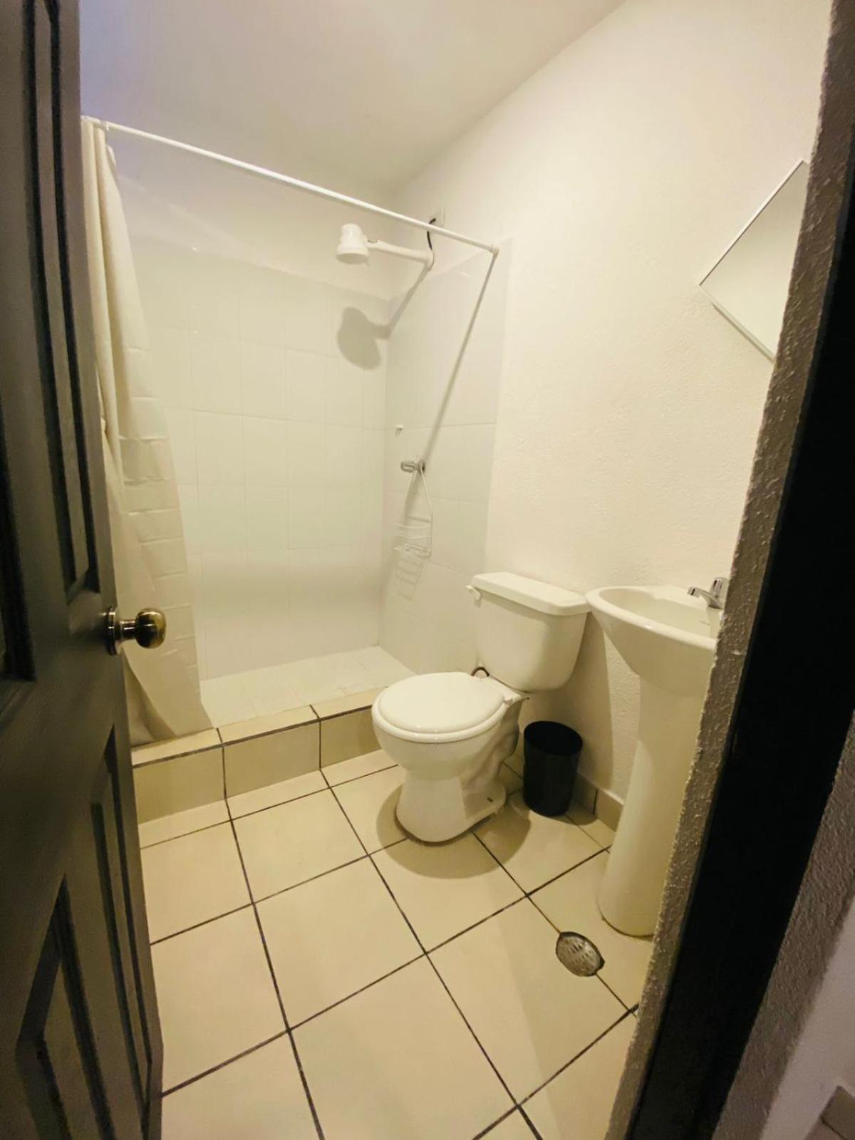 Hostal 17-52 Guatemala Dış mekan fotoğraf