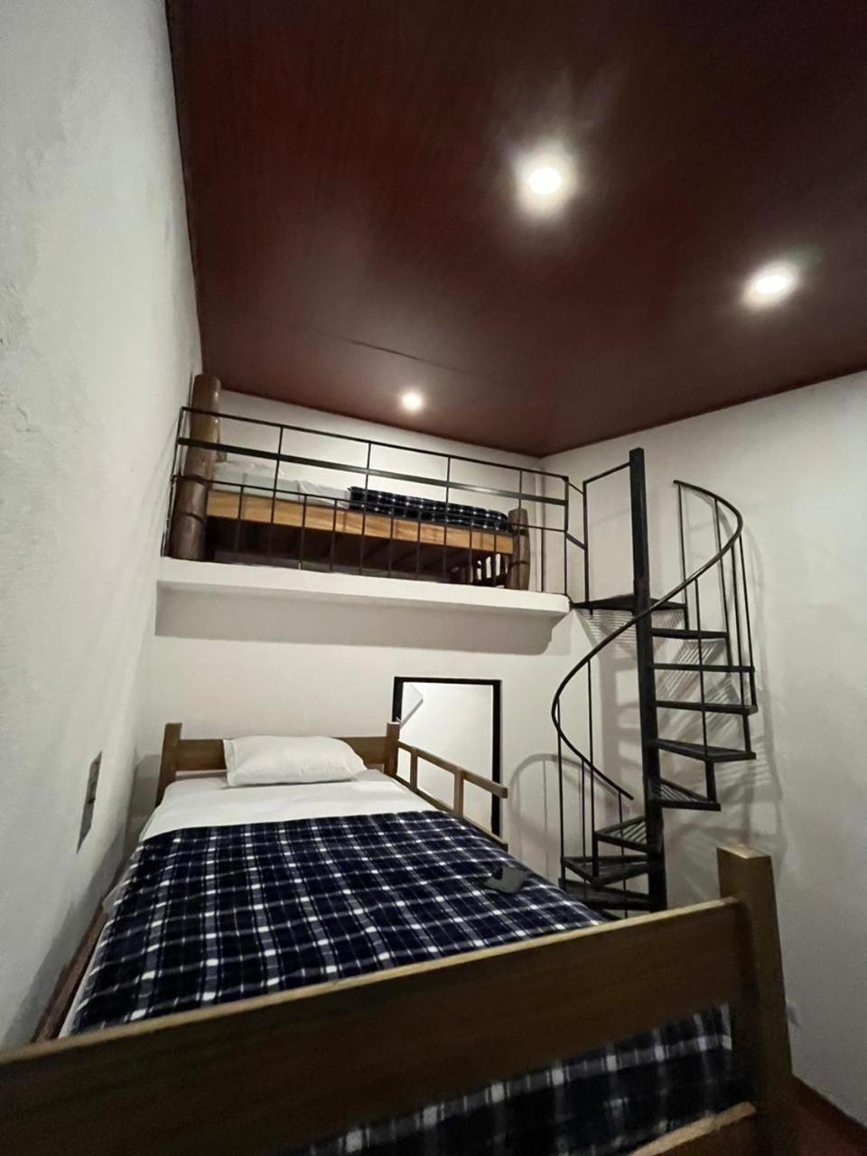 Hostal 17-52 Guatemala Dış mekan fotoğraf